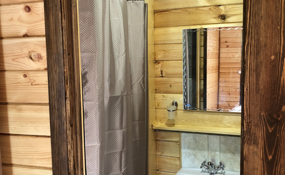 комфорт1. Гостевой дом В гостях у Заура. Сухум