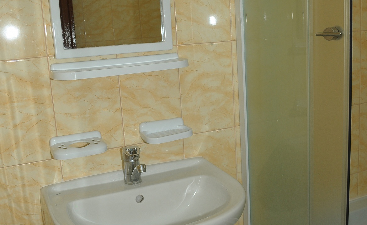 2-х комнатный номер Коттедж 1-этаж (кондиционер.ТВ.Х.Бойлер). Пансионат "Золотой берег". Береговое