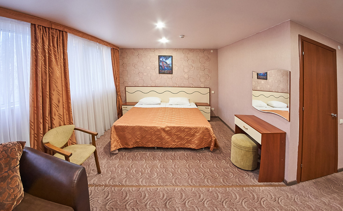 Номер «Первая категория». Пансионат "Радуга". Геленджик