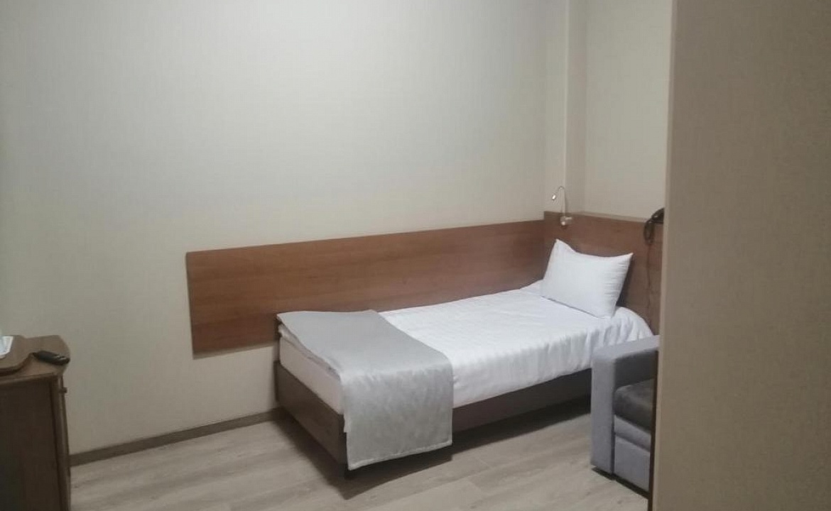 Одноместный номер. Отель Тройка. Красная Поляна