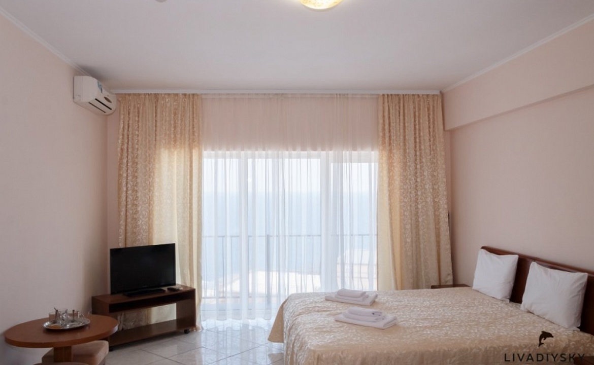 Комфорт «Гринцовский». Пансионат «Гринцовский». Ливадия