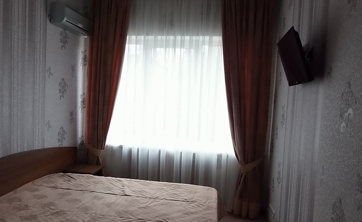 Стандарт. Гостиница "УЮТ" - Симферополь. Симферополь