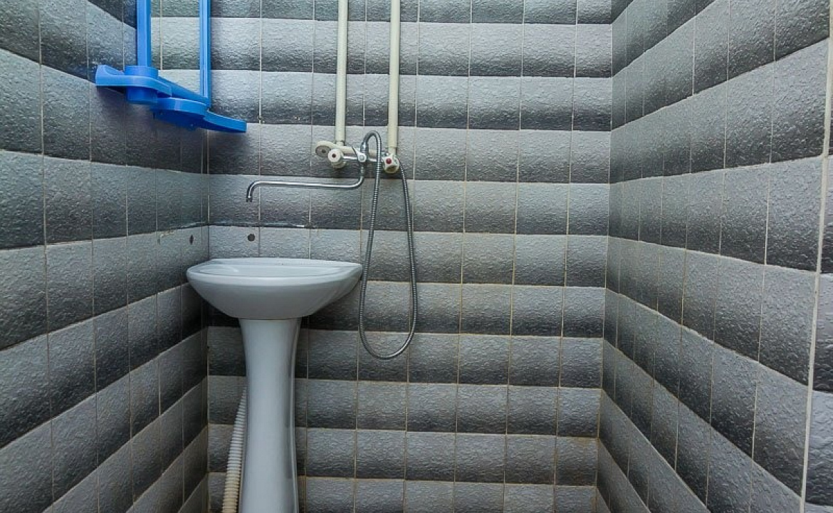 Двухместный «Эконом» улучшенный. Отель "Гермес" . Вардане  Двухместный «Эконом» улучшенный. Отель "Гермес" . Вардане