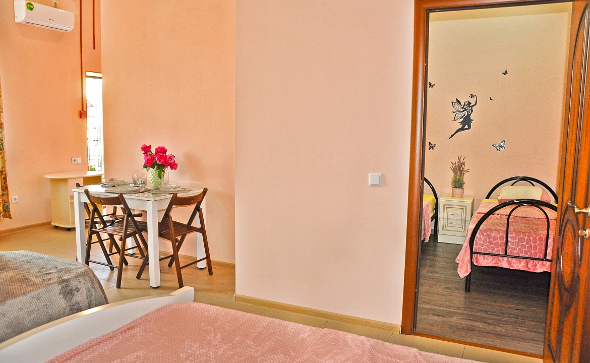 2х комнатный 5-ти местный люкс. Гостевой дом Надежда - Витязево. Витязево 2х комнатный 5-ти местный люкс. Гостевой дом Надежда - Витязево. Витязево