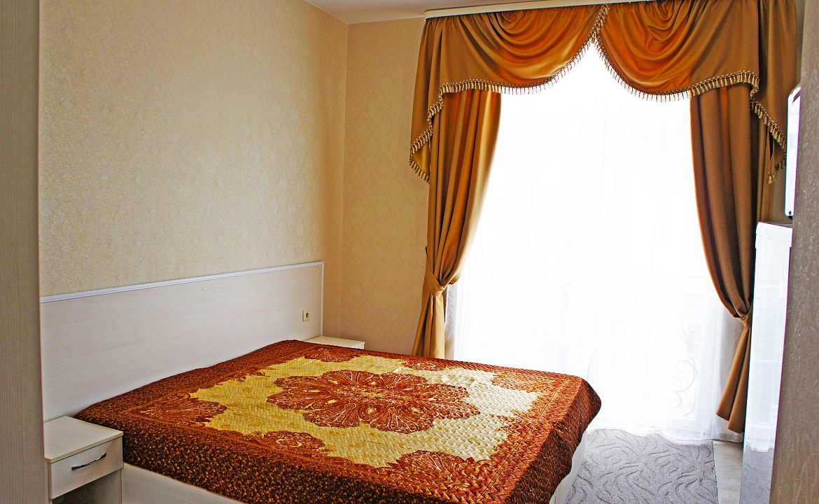 Апартаменты студия на 3-х человек с собственным двориком. Гостевой дом "МЕЛИС". Дивноморское