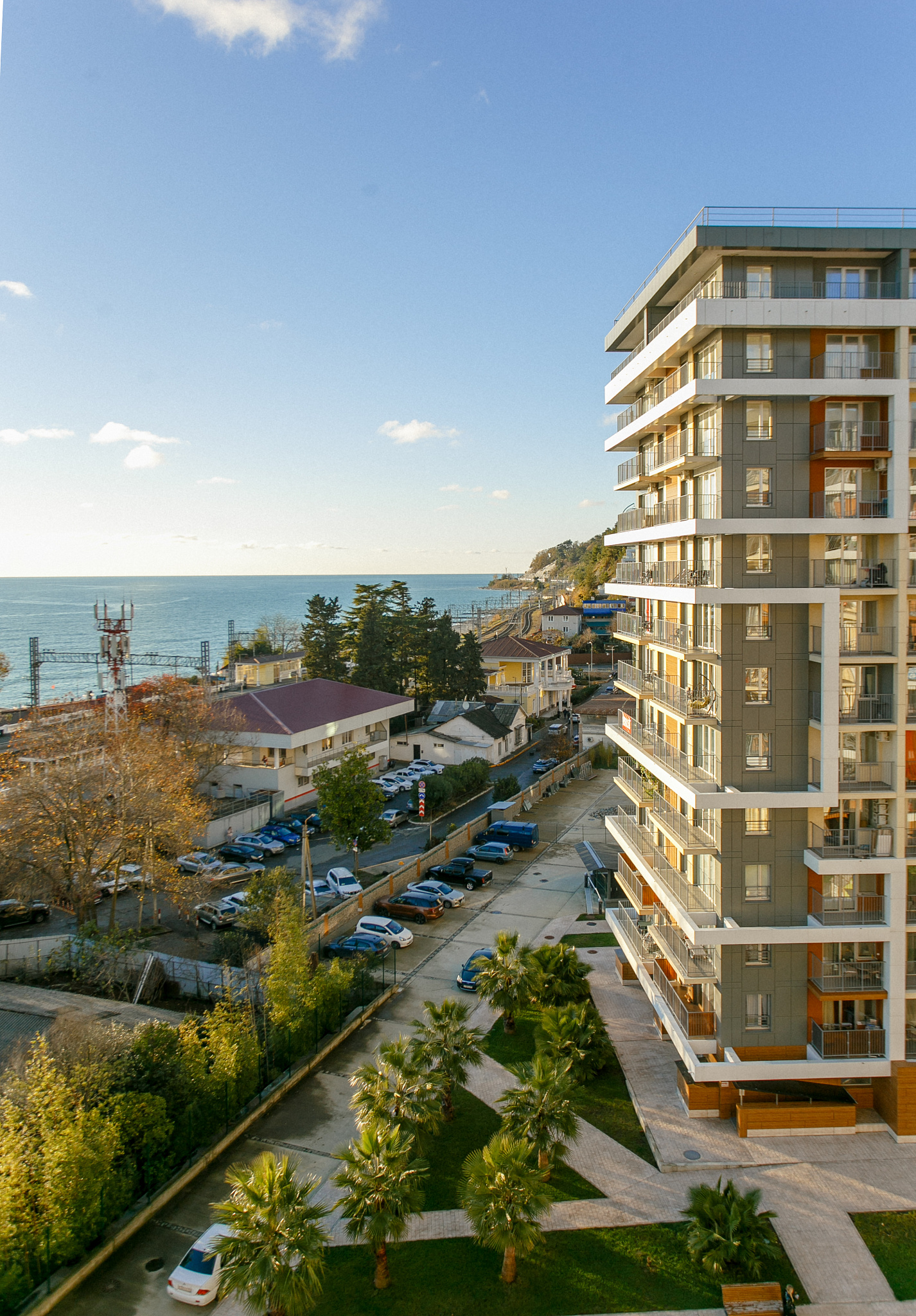 . Светлая студия с видом на морской закат. Дагомыс