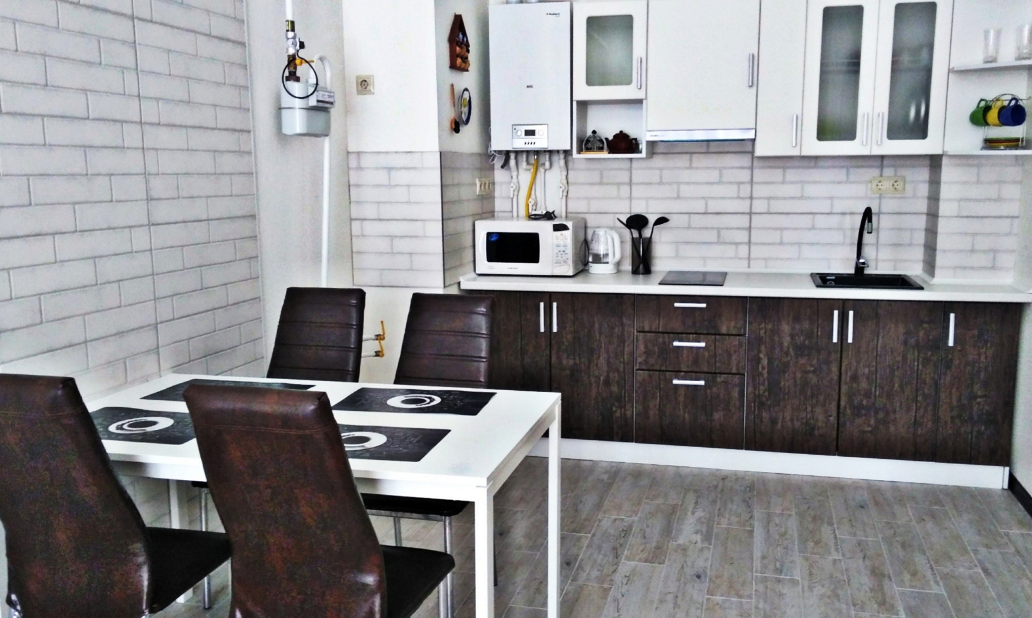 . Квартира в многоквартирном доме Апартаменты на пляже Скала Парус. Прасковеевка