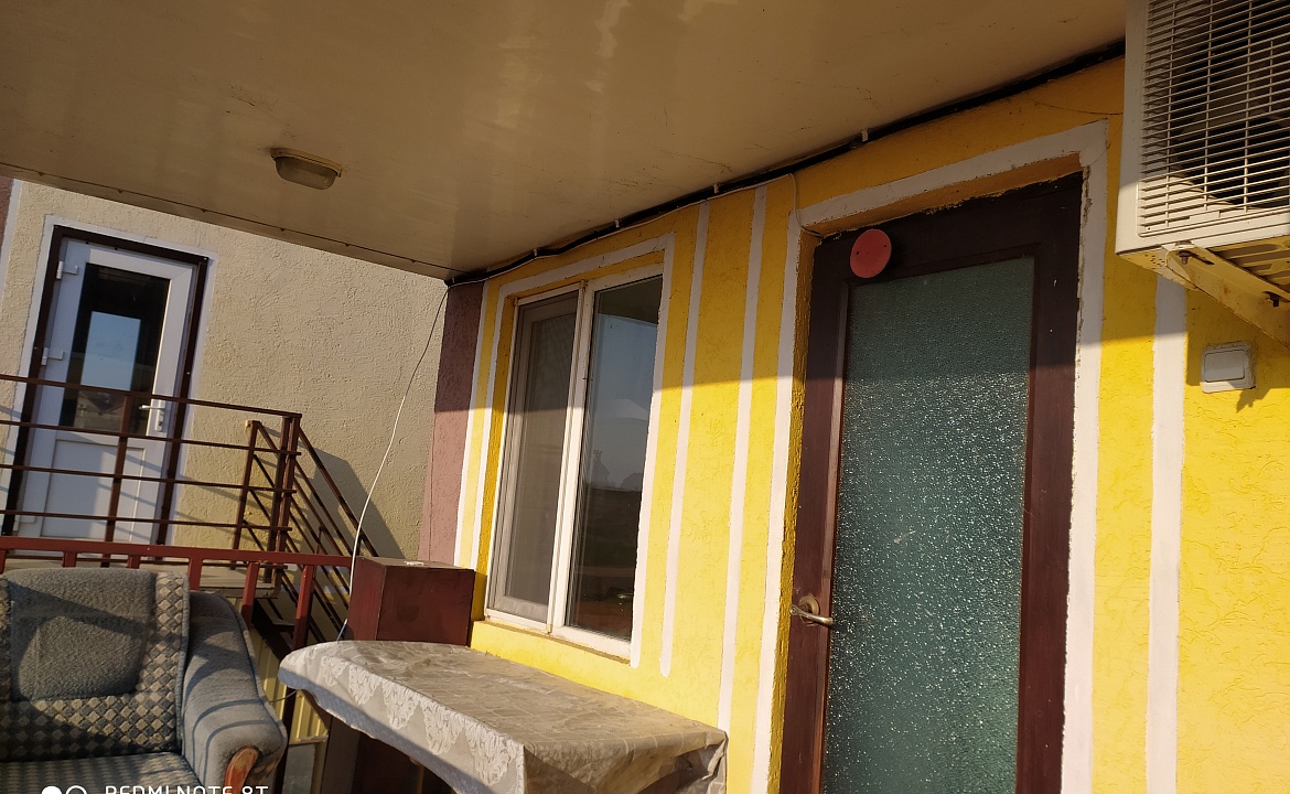 Отдельный домик с кухней, санузлом и балконом до 5 гостей. Частный сектор 2 этажа по отдельности под ключ, 2 отдельных домика.. Благовещенская