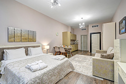 premium Apartments actor Galaxy