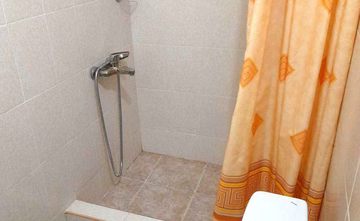 Трёхместный стандарт . Гостевой дом Южный берег.. Адлер