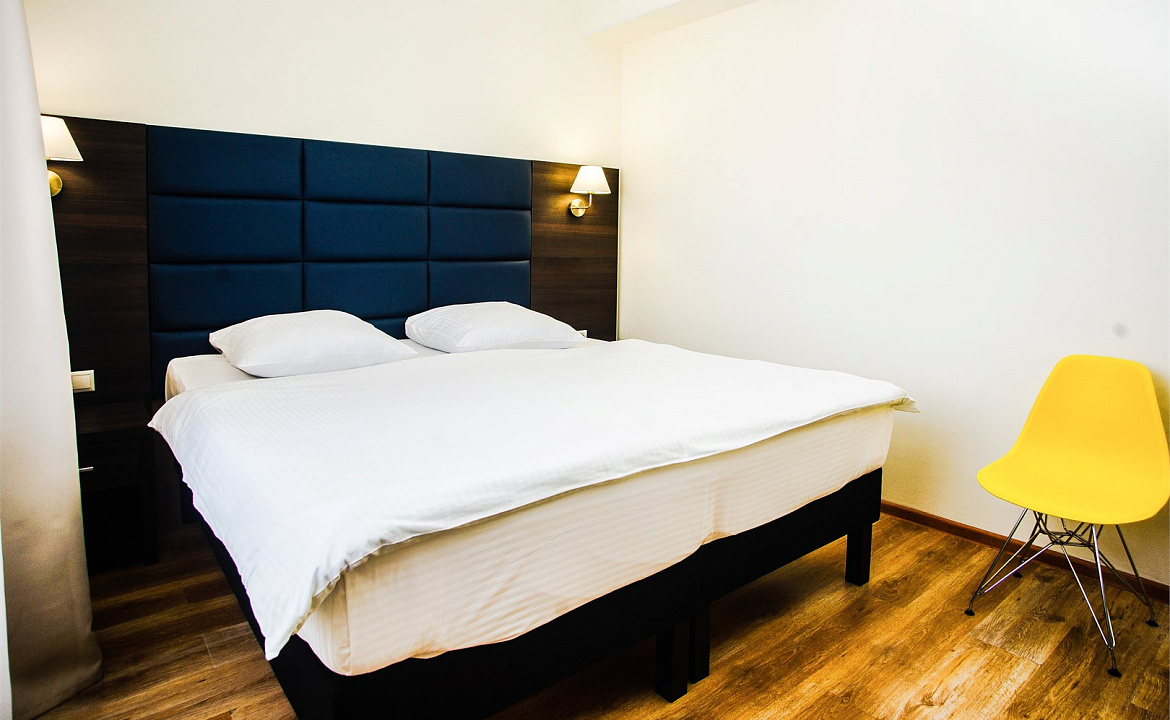 Стандартный с 2 кроватями. Отель Капитан Морей. Анапа