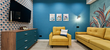 Квартира в многоквартирном доме Современная квартира у моря с отдельной спальней