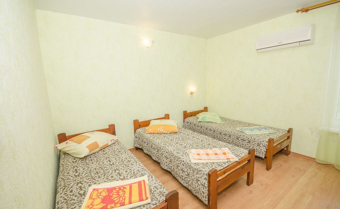 Трёхместный Эконом. Вилла "Любимая". Береговое