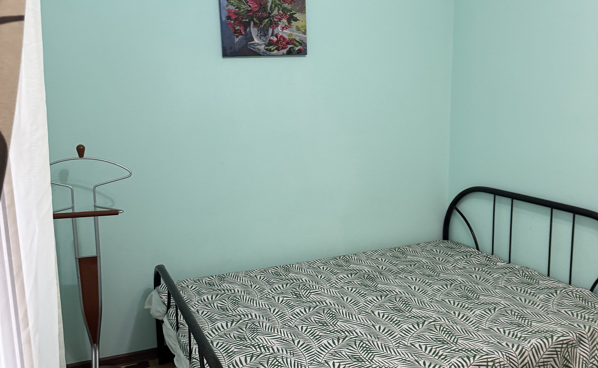 Семейный 2-х комнатный 2-ой этаж. Гостевой дом "Пантера". Гагра