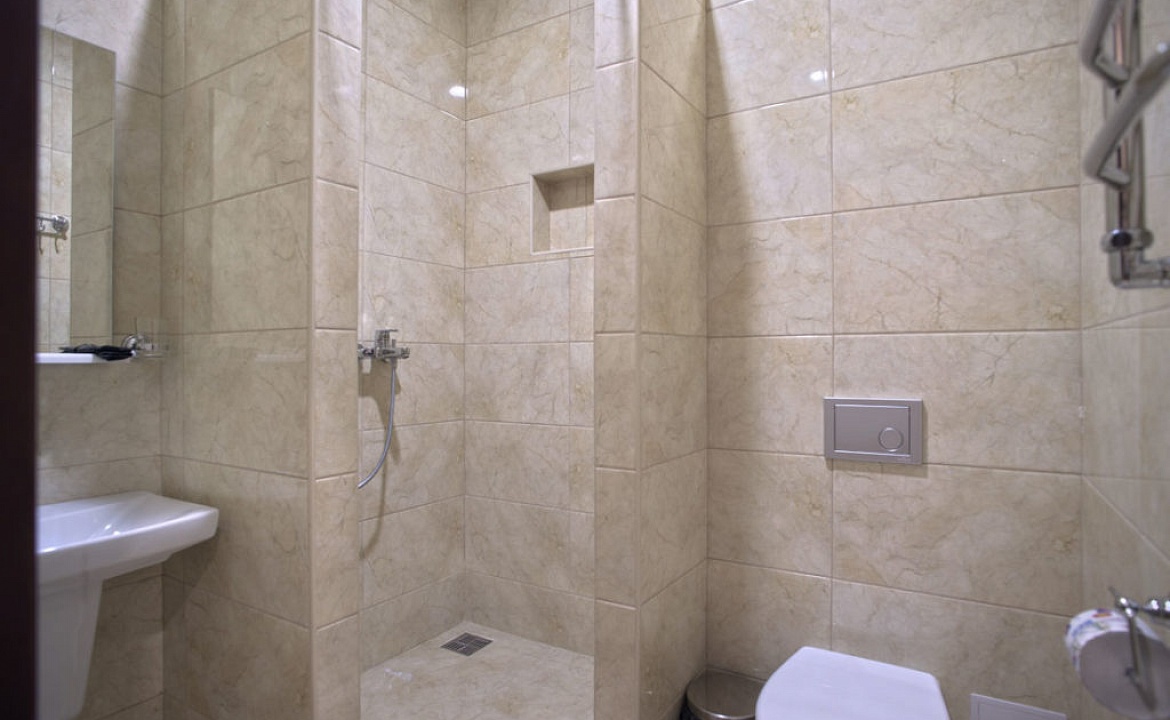 ТРЕХМЕСТНЫЙ НОМЕР. Отель "Каскад". Лазаревское