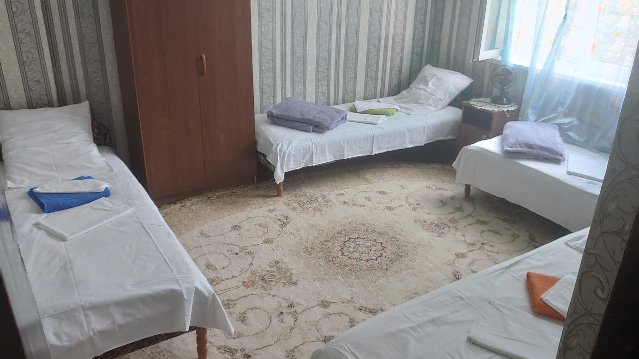 . Гостевой дом у Резеды. Гагра