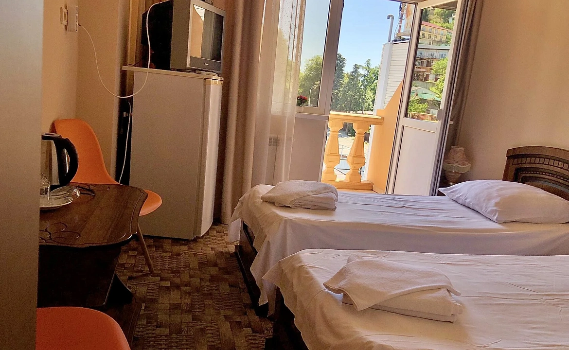 Эконом. Отель Глобус. Лоо Эконом. Отель Глобус. Лоо