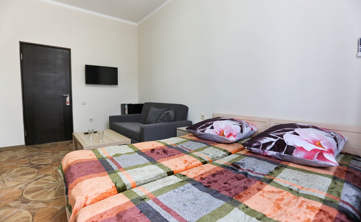 3 этаж 3 номер. Гостевой дом мАнжелка. Геленджик