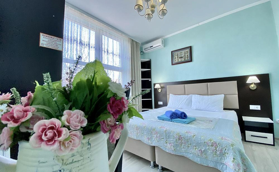 Двухместные номера комфорт (кровати вместе или раздельно). "Брио" частный сектор. Геленджик