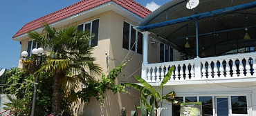 Гостевой дом "Эдельвейс 2008" 