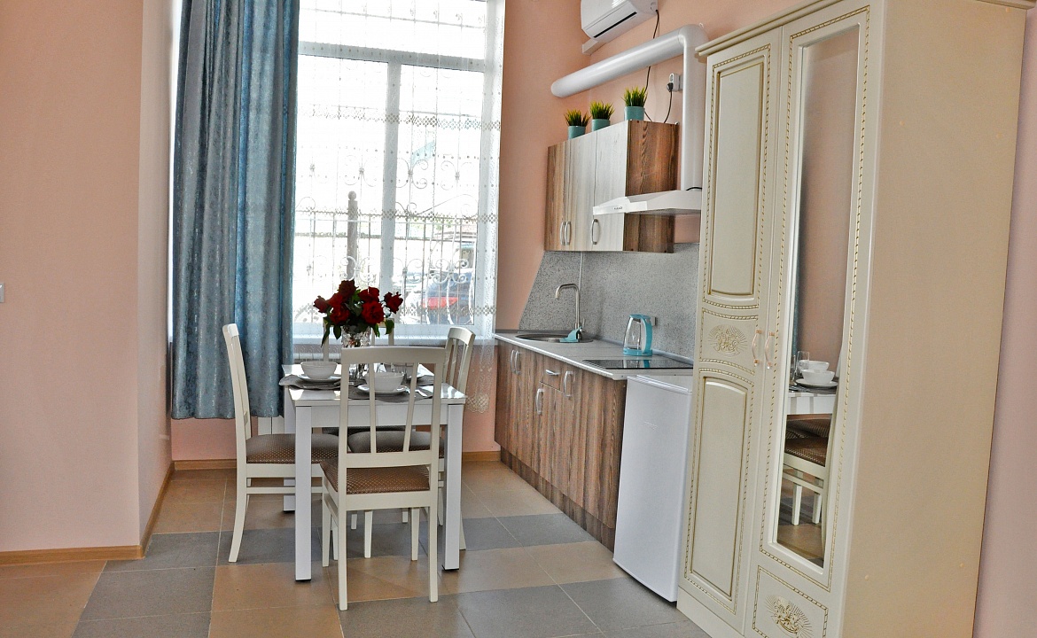 5-ти местный номер люкс. Гостевой дом Надежда - Витязево. Витязево 5-ти местный номер люкс. Гостевой дом Надежда - Витязево. Витязево