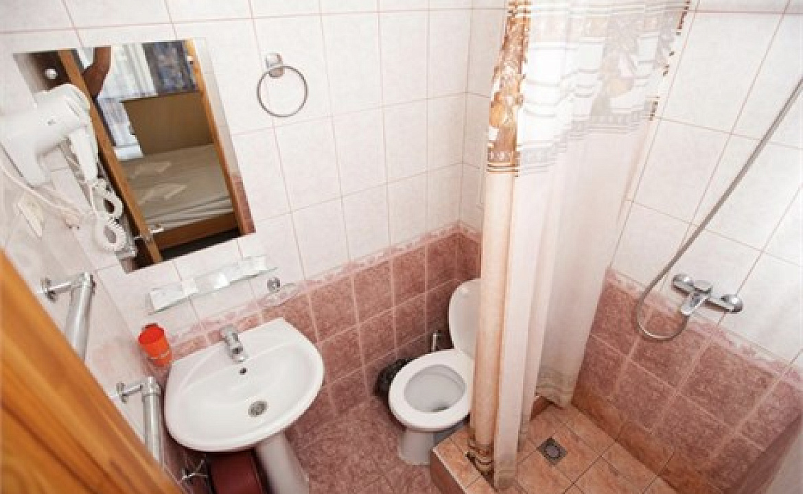 Полулюкс. Отель "Галотель". Адлер