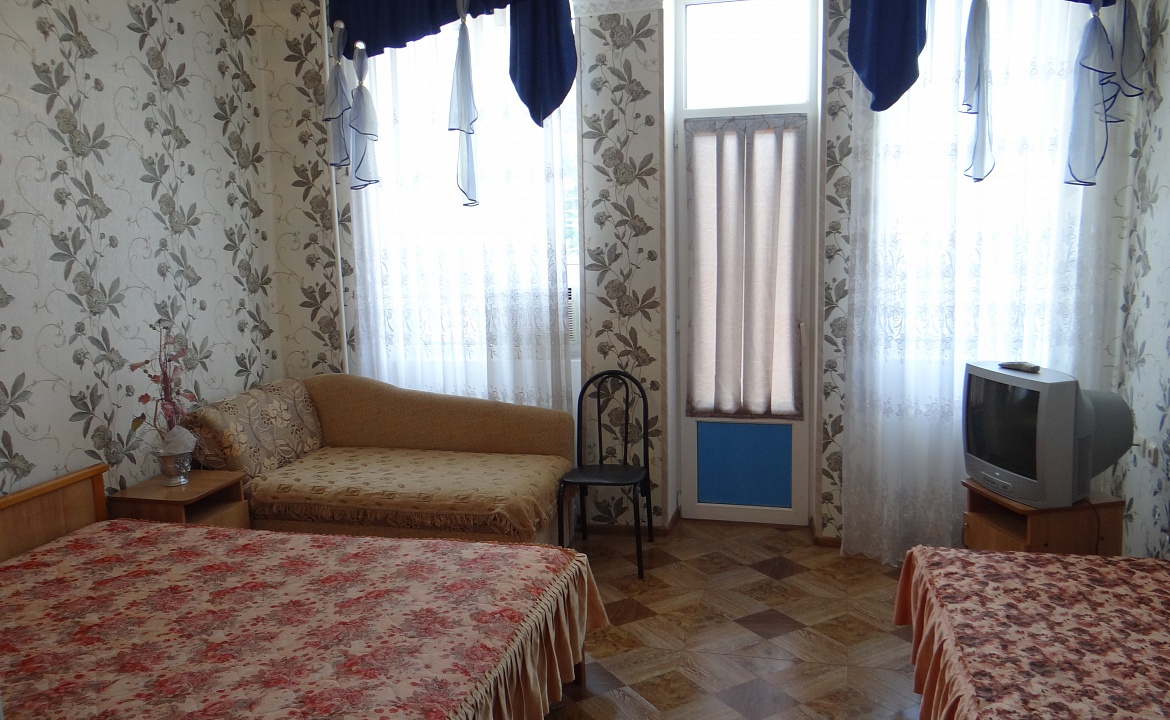 Четырехместный номер класса стандарт со всеми удобствами. Гостевой дом "Ника" - Анапа. Анапа