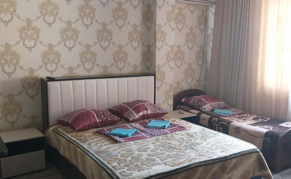 2-х, 3-х, 4-х, местные без балкона. Гостевой дом «УЮТ» - Солоники. Солоники