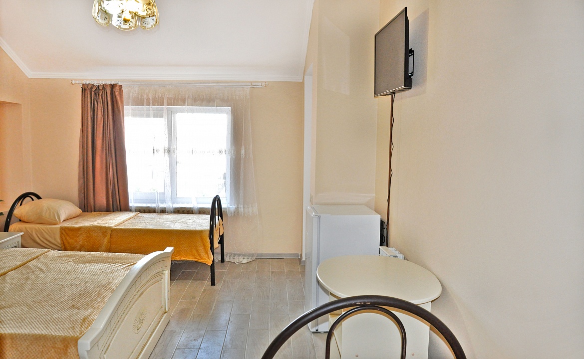 4х местный стандартный номер. Гостевой дом Надежда - Витязево. Витязево 4х местный стандартный номер. Гостевой дом Надежда - Витязево. Витязево