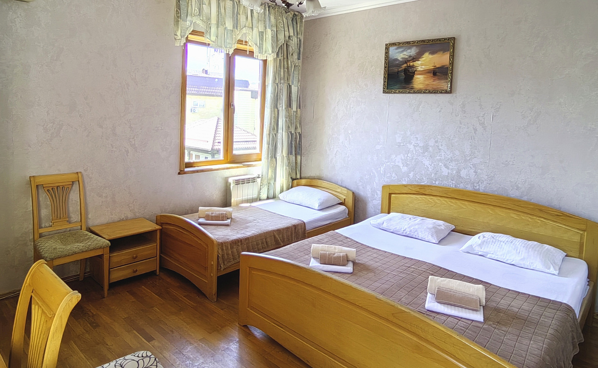 Двухкомнатный с кухней до 7  гостей. Гостевой дом "Цитрус". Лазаревское