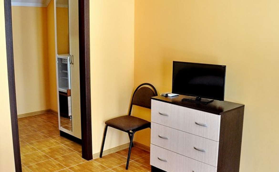 3х местные номера. Гостевой дом  "Свет маяка". Заозерное