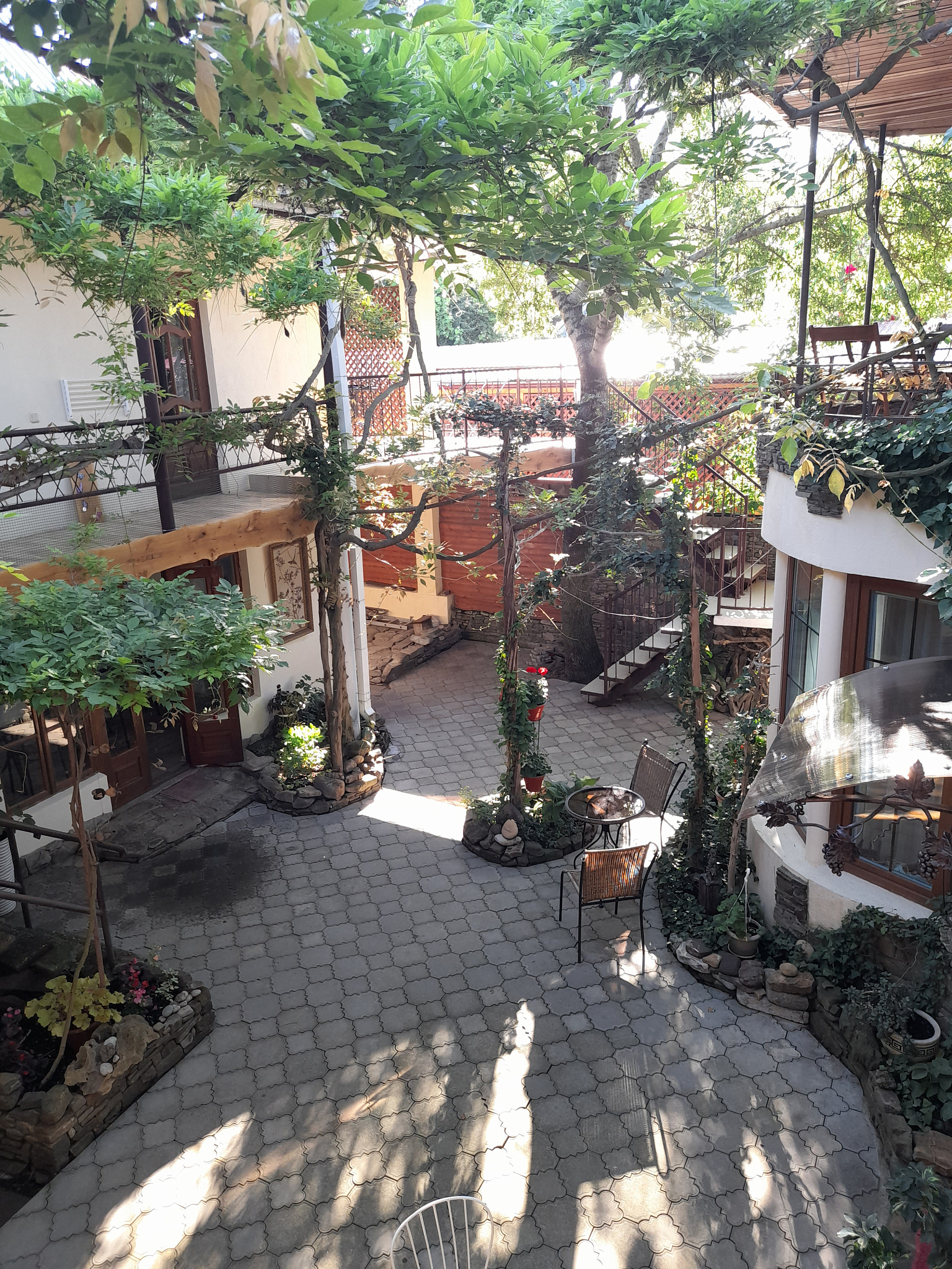 . Частный сектор "Итальянский дворик". Архипо-Осиповка