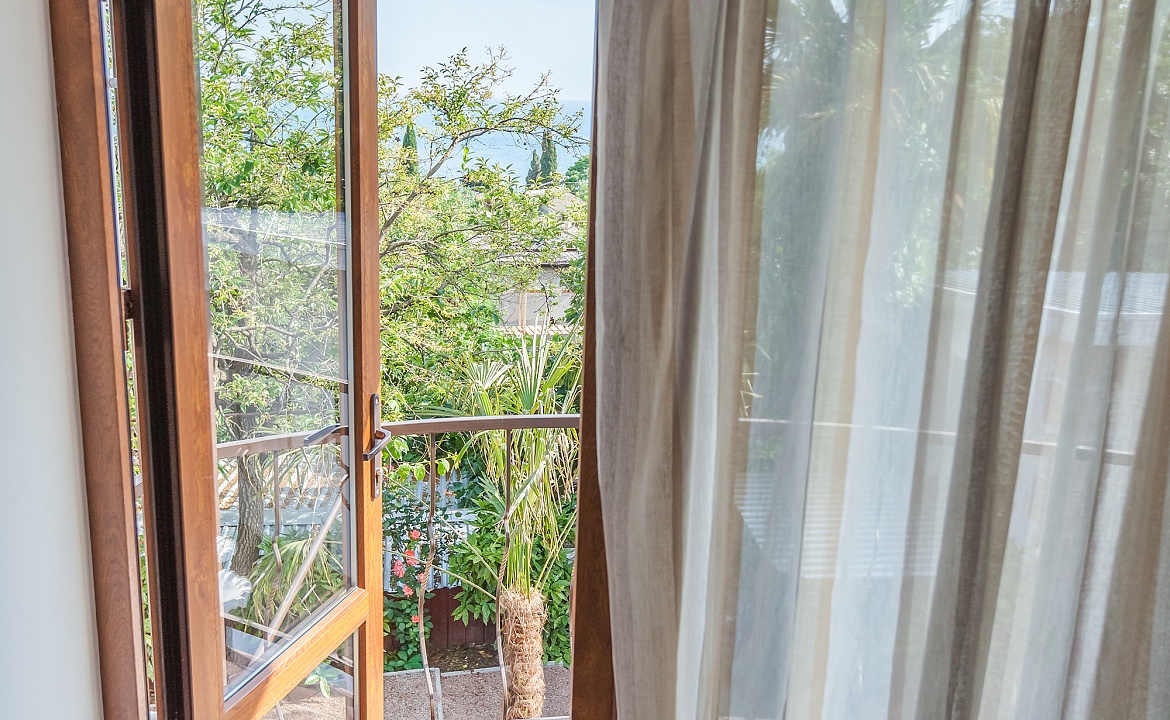 Семейный до 8 чел. Гостевой дом Пролетарская 12. Гурзуф