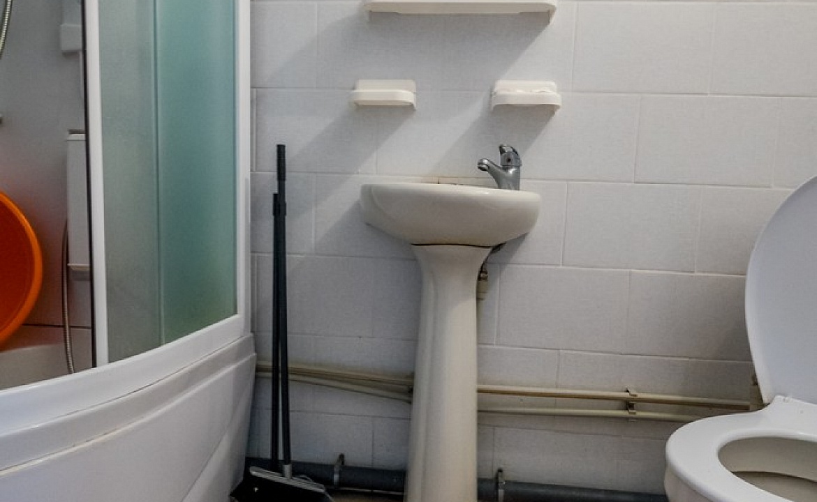 Трехкомнатный 2 категория. Пансионат "Приазовье". Ейск