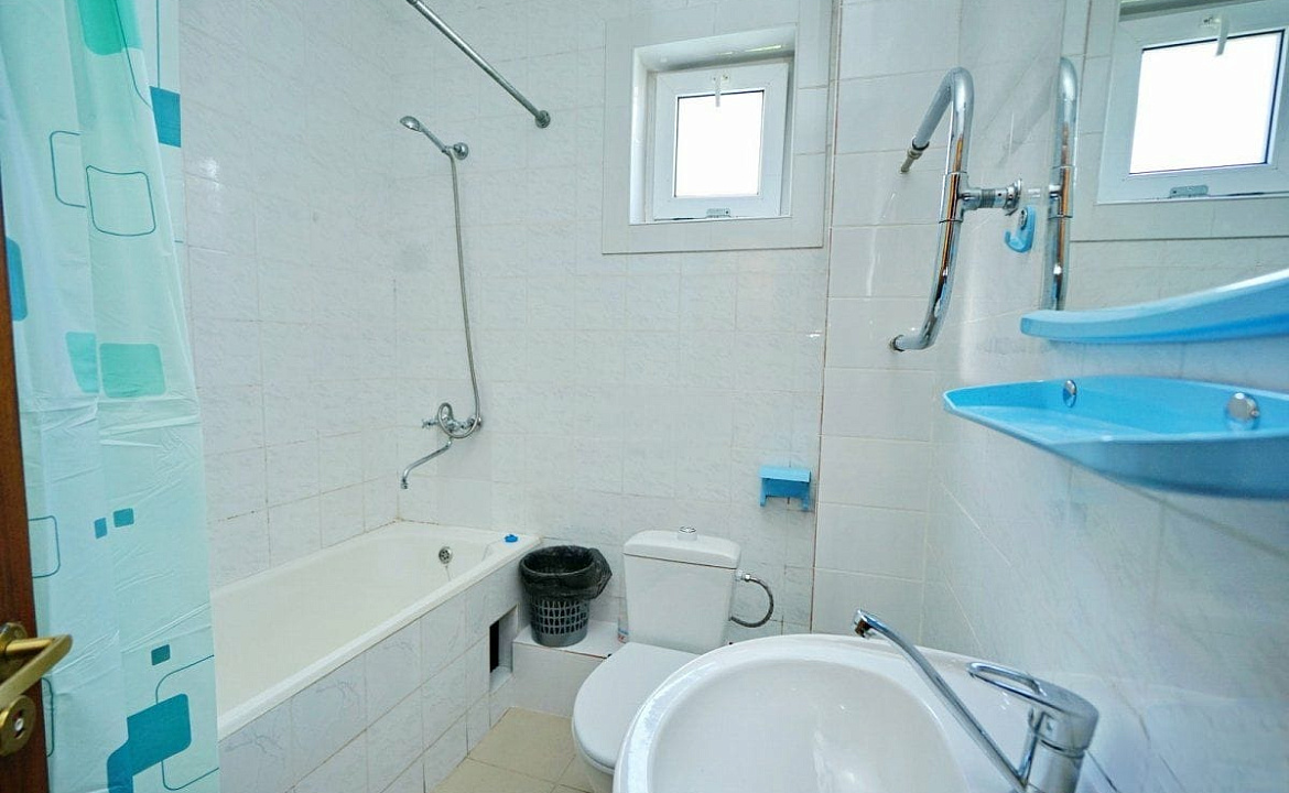 Двухкомнатный номер до 5 гостей. Гостевой дом "Цитрус". Лазаревское