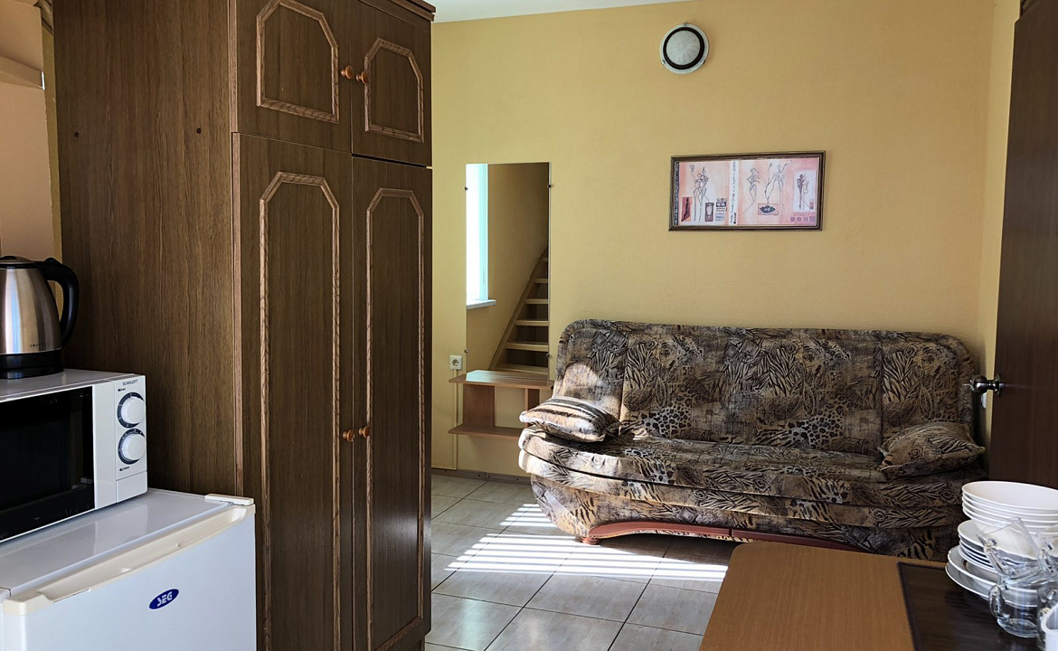 Четырехместный двухэтажный. Гостевой дом АнНи. Гаспра