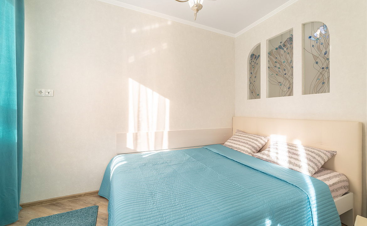 4 комнатная квартира в центре Сочи рядом с пляжем Ривьера. Уютные Квартиры в центре Сочи рядом с крупнейшим пляжным комплексом Ривьера. Сочи