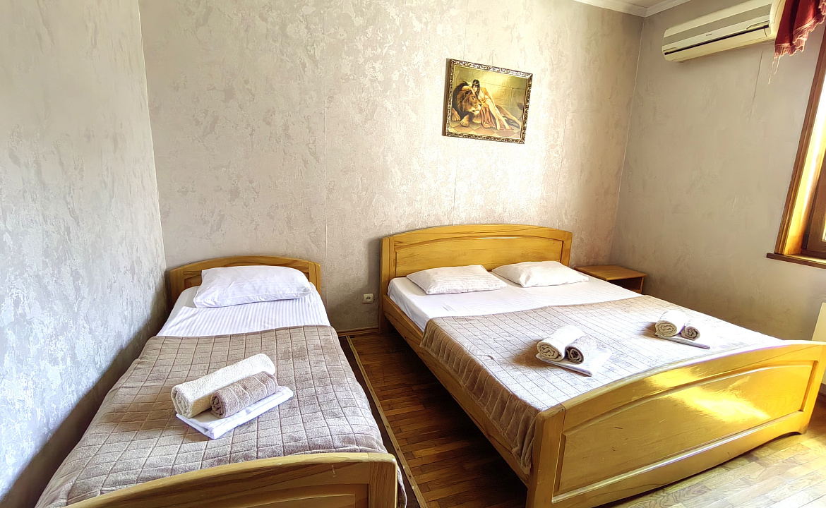 Двухкомнатный с кухней до 7  гостей. Гостевой дом "Цитрус". Лазаревское