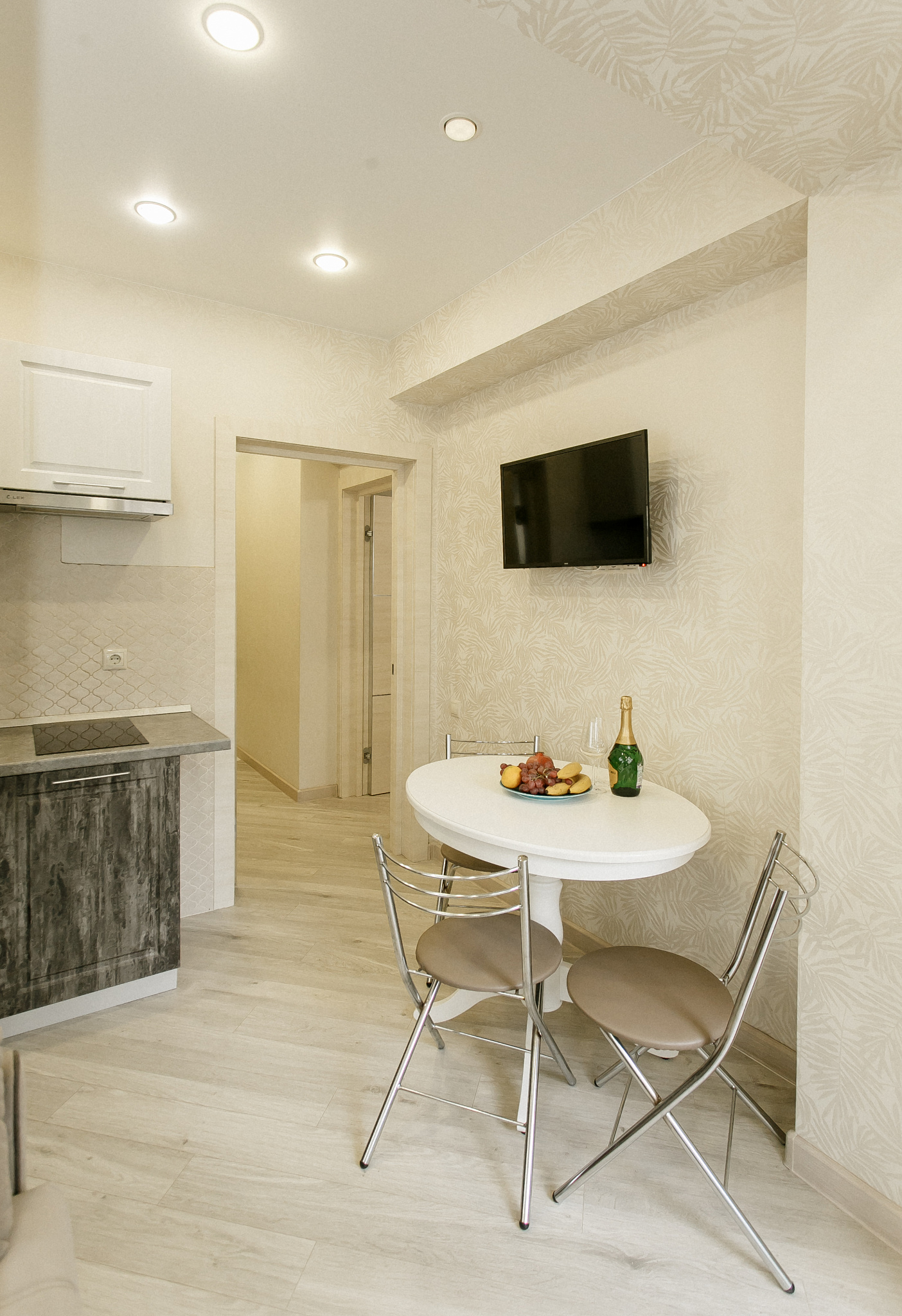 . Квартира в многоквартирном доме Просторная квартира на первой береговой. Дагомыс