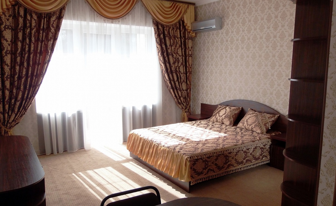 Комфорт. Гостиница "УЮТ" - Симферополь. Симферополь