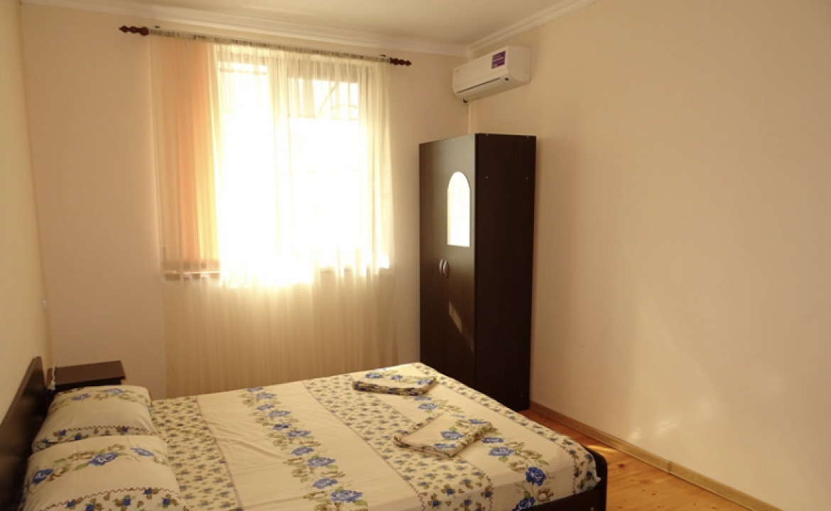 Трёхместный . Частный сектор Гостевой дом «Соломон». Сухум