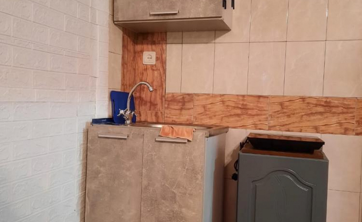 3-х местный. Частный сектор ул. Имама Шамила, 59. Сухум