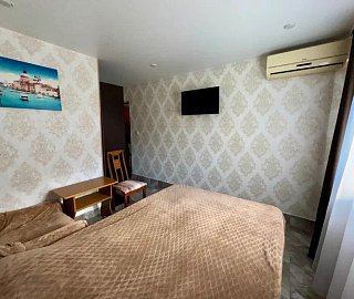 Стандарт 2-х местный с доп местом. Гостевой дом Река у Моря. 