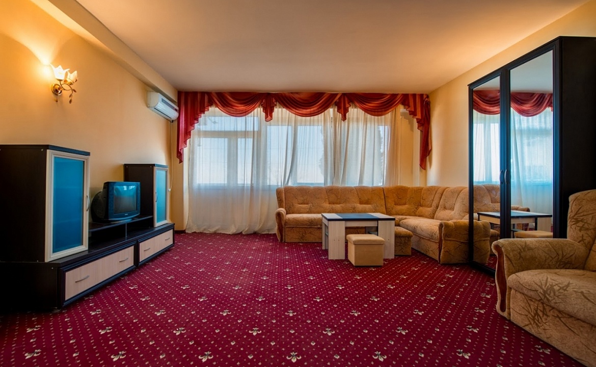 Люкс.  Вилла "Рай". Рыбачье