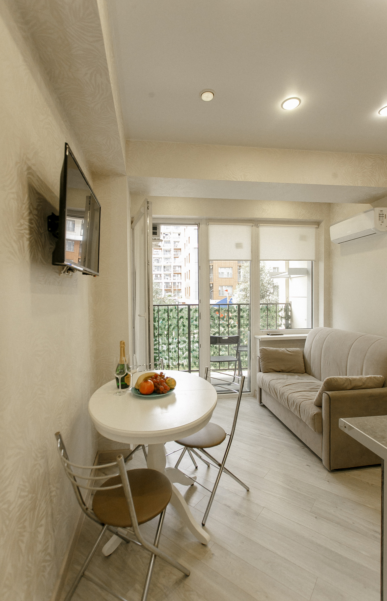 . Квартира в многоквартирном доме Просторная квартира на первой береговой. Дагомыс