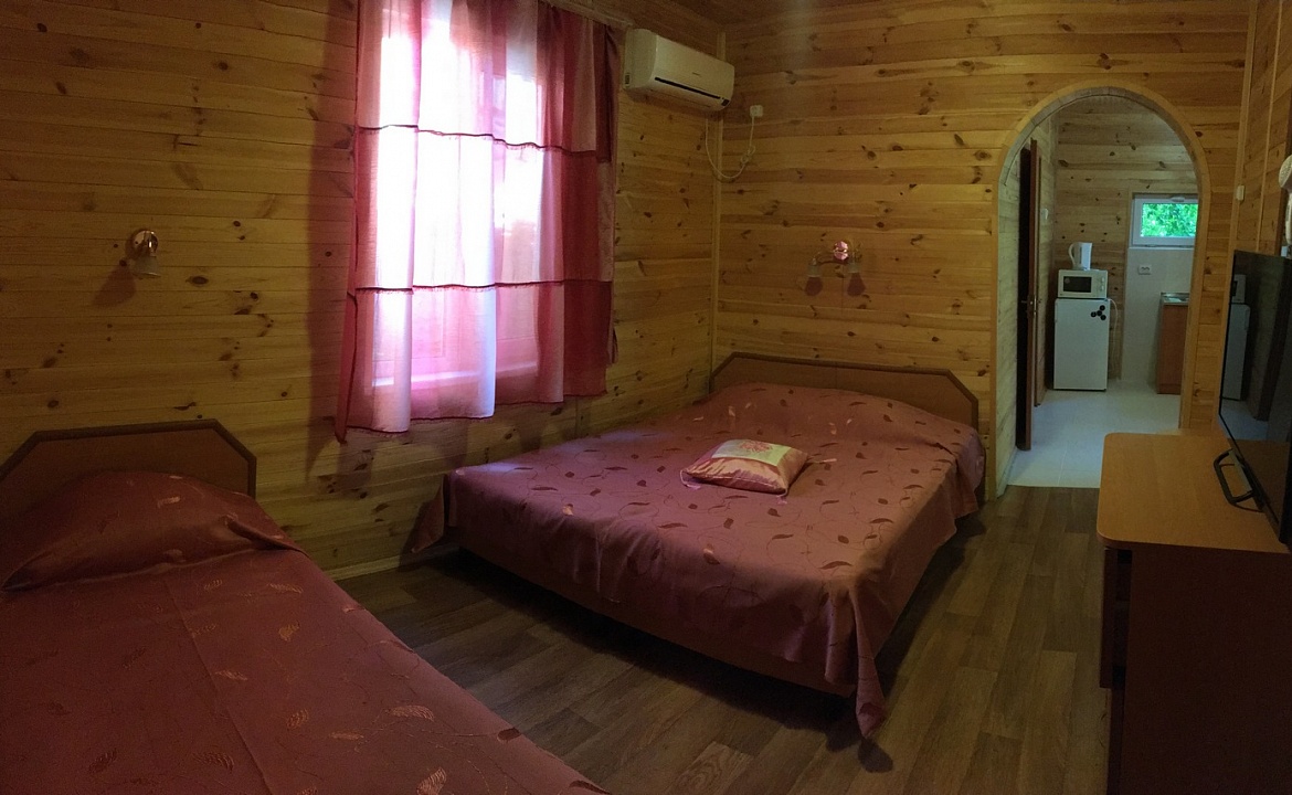 Апарт-шале. Пансионат Пансионат «Песчаный берег». Севастополь