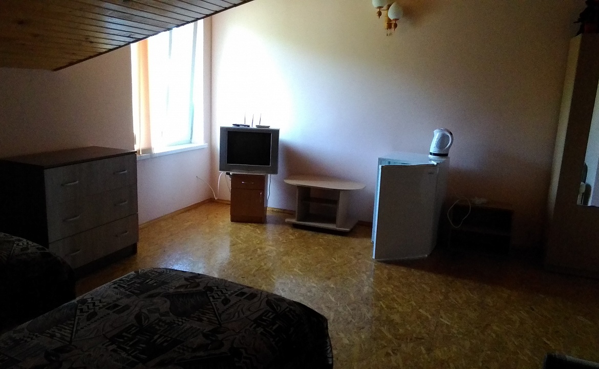 Полулюкс. Гостевой дом Эльпида. Коктебель Полулюкс. Гостевой дом Эльпида. Коктебель