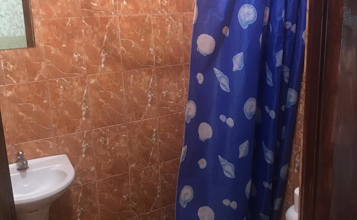 4- х местный номер . Гостевой дом У Наталии . Джубга