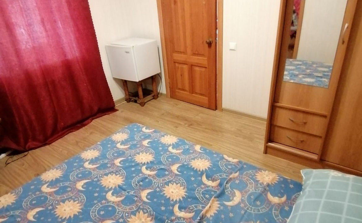 две комнаты. Гостевой дом "У Светланы". Ейск