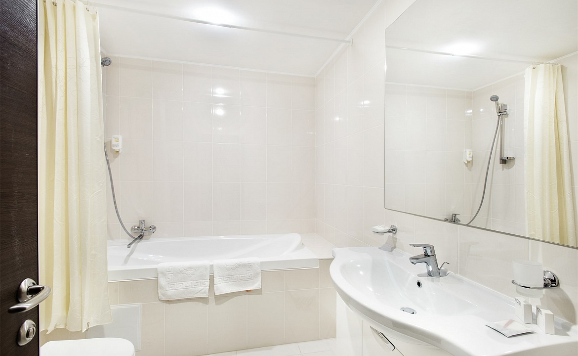 De Luxe. Отель "Бристоль". Ялта